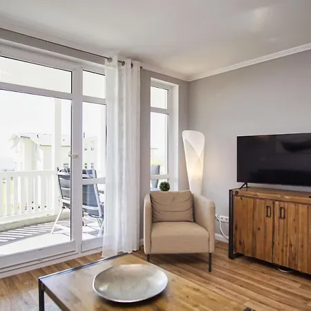 Mit Meerblick Und Balkon, Gratis Nutzung Vom Ahoi Erlebnisbad Und Sauna In Sellin - Meeresblick 34 Appartement *