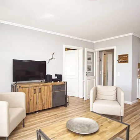 Mit Meerblick Und Balkon, Gratis Nutzung Vom Ahoi Erlebnisbad Und Sauna In Sellin - Meeresblick 34